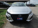 Used 2024 Nissan Altima 2.5 SV image 2