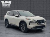 Used 2021 Nissan Rogue SV image 3
