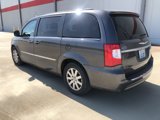 Used 2015 Chrysler Town & Country Touring image 4