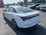 Used 2023 Hyundai Elantra SEL w/ Convenience Package image 5