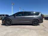 Used 2020 Chrysler Pacifica Touring w/ S Appearance Package image 2