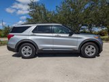 Used 2020 Ford Explorer XLT w/ Equipment Group 202A image 3