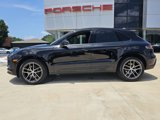 Used 2023 Porsche Macan image 2