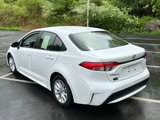Used 2022 Toyota Corolla LE image 3