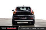 Used 2024 Volvo XC40 B5 Core image 3
