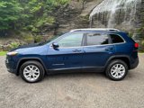Used 2018 Jeep Cherokee Latitude w/ Safety Group image 2