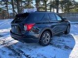 Used 2021 Ford Explorer XLT w/ Equipment Group 202A image 6