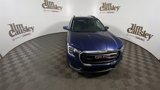Used 2023 GMC Terrain SLE w/ Driver Convenience Package image 3