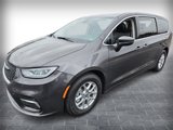 Used 2023 Chrysler Pacifica Touring-L image 3