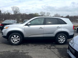 Used 2011 Kia Sorento LX image 2