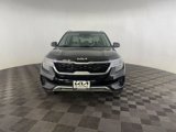 Used 2022 Kia Seltos EX image 3