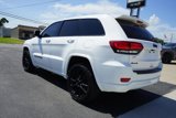 Used 2020 Jeep Grand Cherokee Altitude image 3