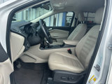 Used 2019 Ford Escape Titanium image 3