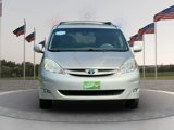 Used 2006 Toyota Sienna XLE image 2