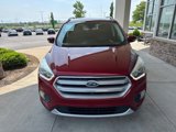Used 2017 Ford Escape Titanium image 3