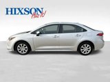 Used 2025 Toyota Corolla LE image 2