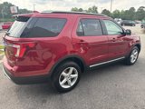 Used 2017 Ford Explorer XLT image 3