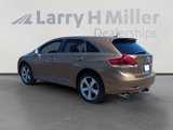 Used 2014 Toyota Venza XLE image 3