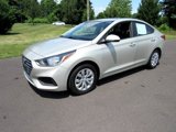 Used 2020 Hyundai Accent SE image 2