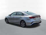 Used 2022 Kia Forte LXS image 4