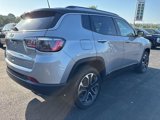 Certified 2022 Jeep Compass Limited w/ Sun and Sound Group image 4