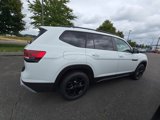 New 2025 Volkswagen Atlas Peak Edition SE image 3
