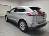 Used 2022 Ford Edge SEL image 5