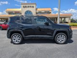 Used 2015 Jeep Renegade Latitude image 2