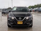 Used 2022 Nissan Rogue Sport SV image 2