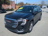 Used 2024 GMC Terrain SLT image 2