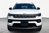 Used 2022 Jeep Compass Latitude image 3