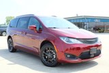 Used 2020 Chrysler Pacifica Touring-L w/ Advanced Safetytec Group image 2