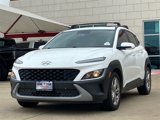 Used 2022 Hyundai Kona SEL w/ Convenience Package image 3