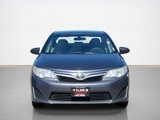 Used 2014 Toyota Camry L image 2