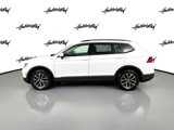 Used 2020 Volkswagen Tiguan SE w/ Panoramic Sunroof Package image 4