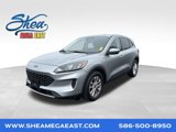 Used 2021 Ford Escape SE image 1
