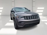 Used 2020 Jeep Grand Cherokee Altitude image 3