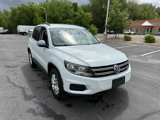 Used 2017 Volkswagen Tiguan S image 4