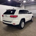 Used 2021 Jeep Grand Cherokee Laredo image 5