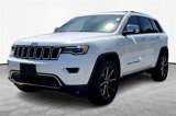 Used 2017 Jeep Grand Cherokee Limited w/ Luxury Group II image 2