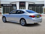 Used 2018 INFINITI Q70 Luxe image 4