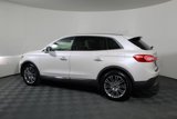 Used 2017 Lincoln MKX Reserve w/ Driver Assistance Package image 5
