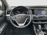 Used 2018 Toyota Highlander XLE image 4