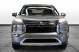 Used 2022 Mitsubishi Outlander SE image 3