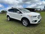 Used 2019 Ford Escape SE image 2