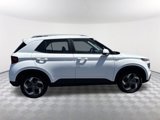 New 2025 Hyundai Venue SEL image 4