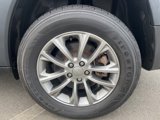 Used 2021 Jeep Cherokee Latitude Lux w/ Comfort/Convenience Group image 5