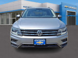 Used 2019 Volkswagen Tiguan SE w/ Panoramic Sunroof Package image 2