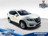 Used 2017 Nissan Rogue SV image 1