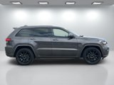 Used 2018 Jeep Grand Cherokee Altitude image 4